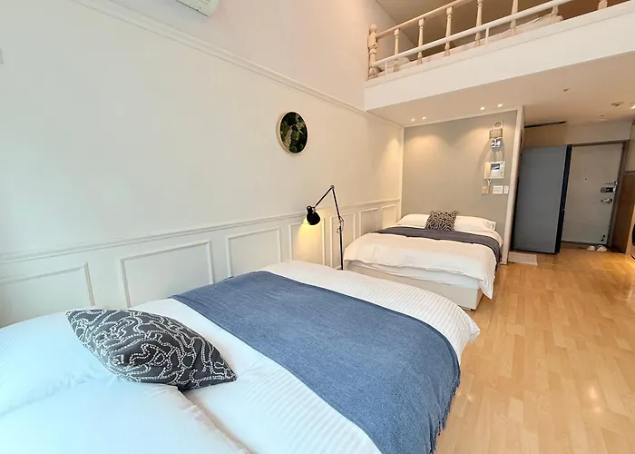 1min Duplex House Hong Dae Séoul